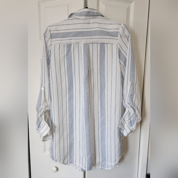 Tobi Striped V-Neck Tunic, Blue and White, Size US M - Picture 2 of 7